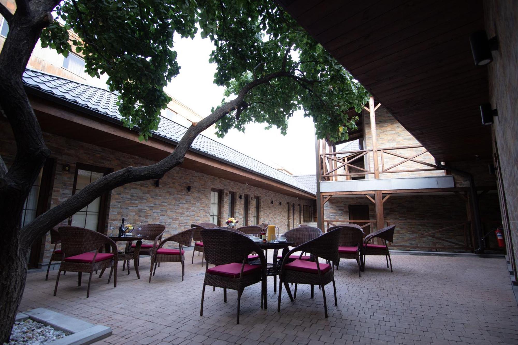 Boutique Living Hotel Jerevan Eksteriør bilde