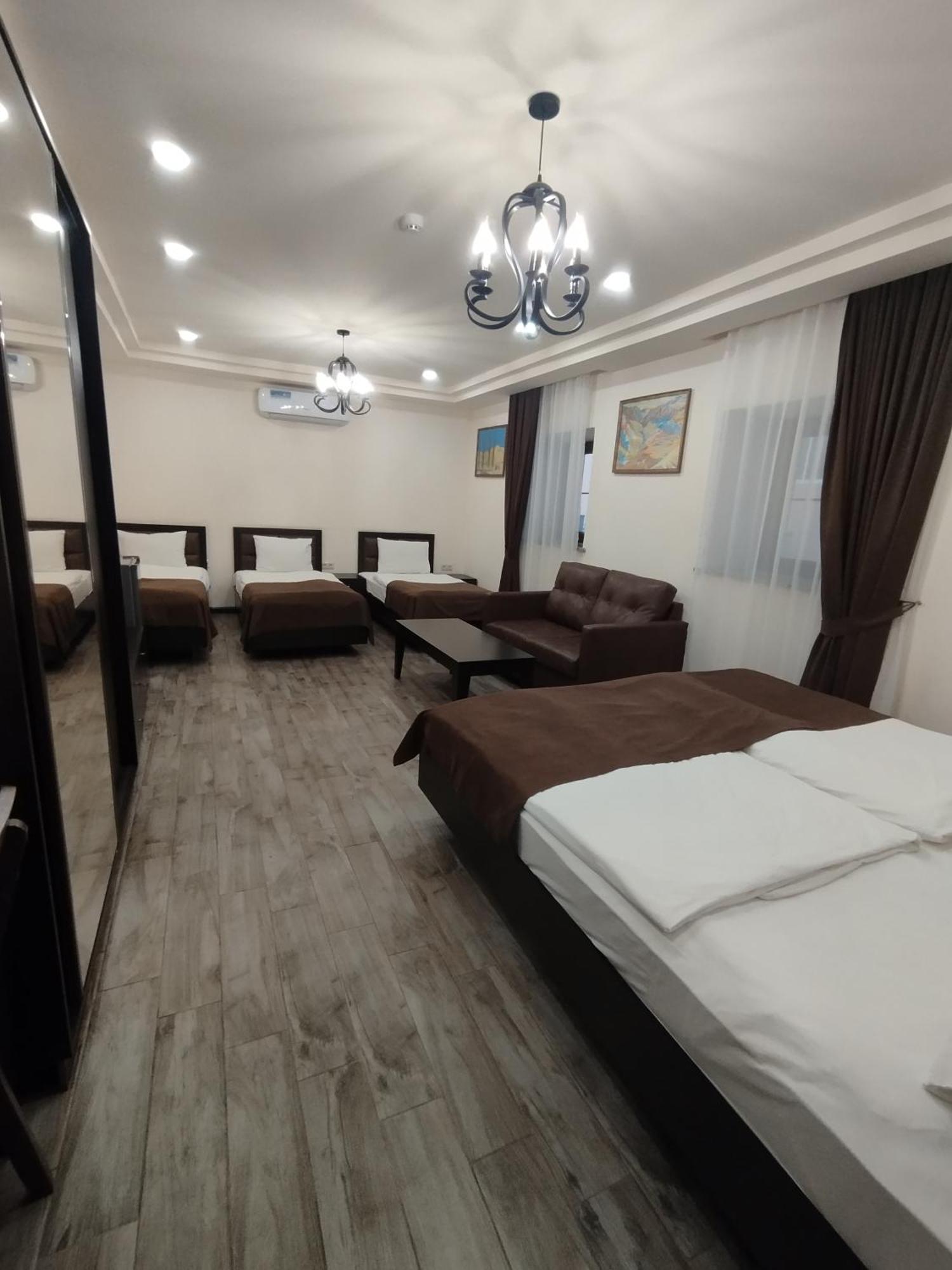 Boutique Living Hotel Jerevan Eksteriør bilde