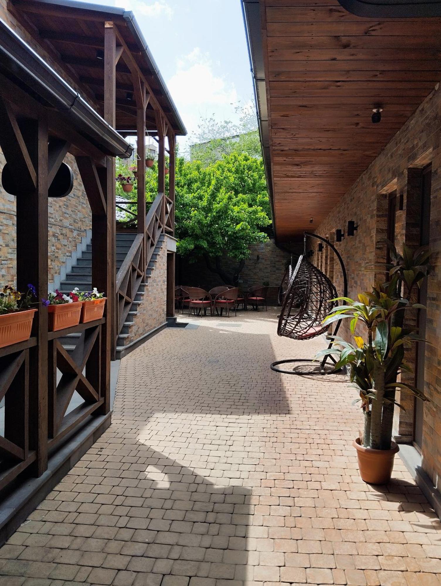 Boutique Living Hotel Jerevan Eksteriør bilde